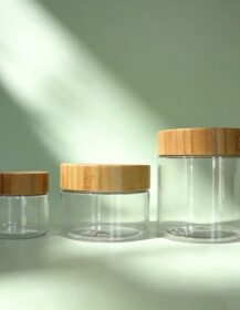 Empty 5oz 8oz Plastic Skincare Jar Cosmetic Plastic Body Butter Cosmetic Cream Jar with Bamboo Lid
