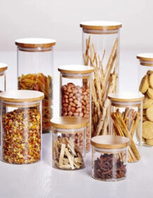 Factory Price clear Tea Container Food Storage Glass Bottle Kitchen Organizer Jar with Wood Lid