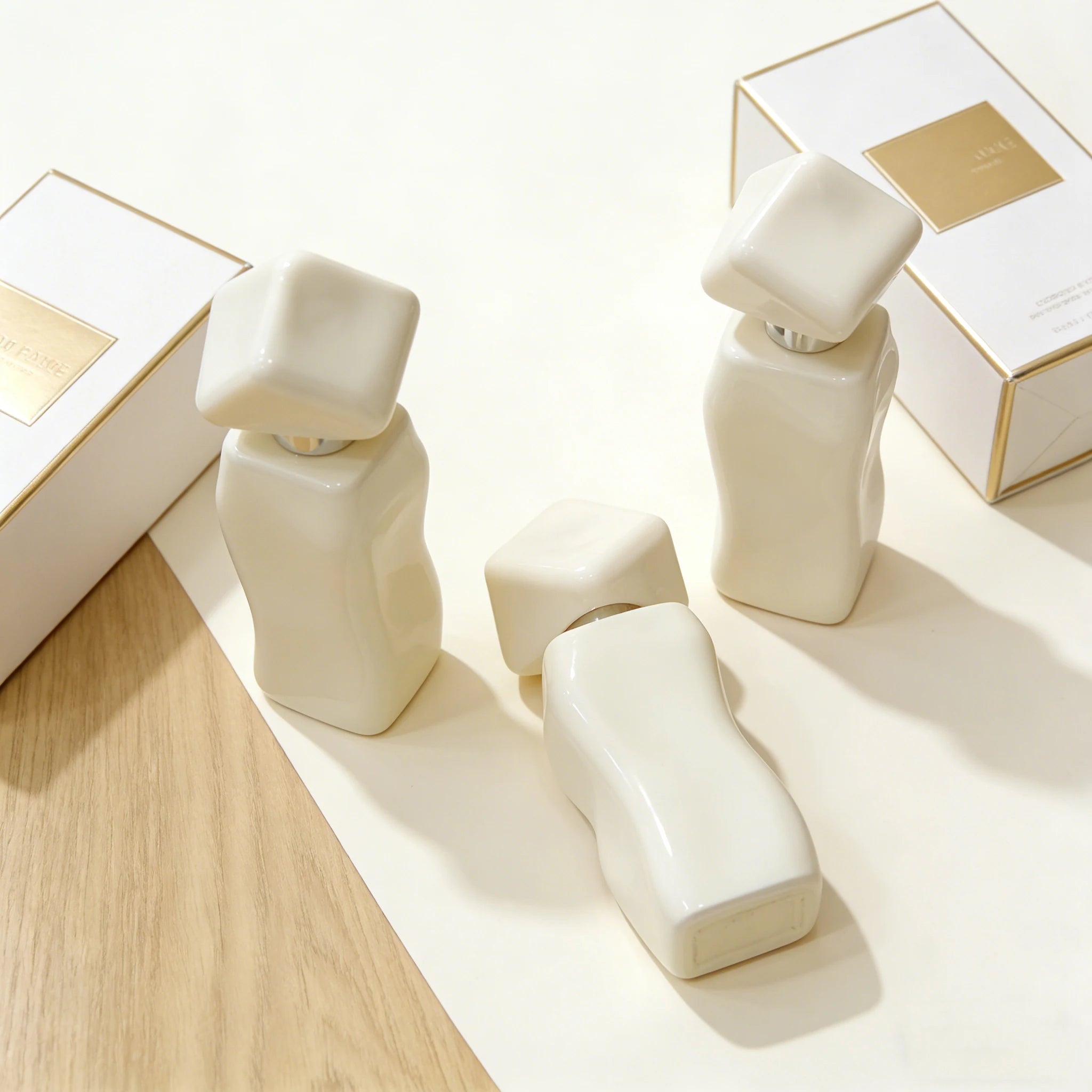 Wholesale 30ml Portable Glass Perfume Bottle Ultra-Fine Spray Head High-End Small Sample Empty Bottle