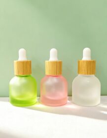 Unique 10ml Small Mini Glass Dropper Bottle for Cosmetic Essential Oil Hair Oil Serum Bamboo Cap Packaging