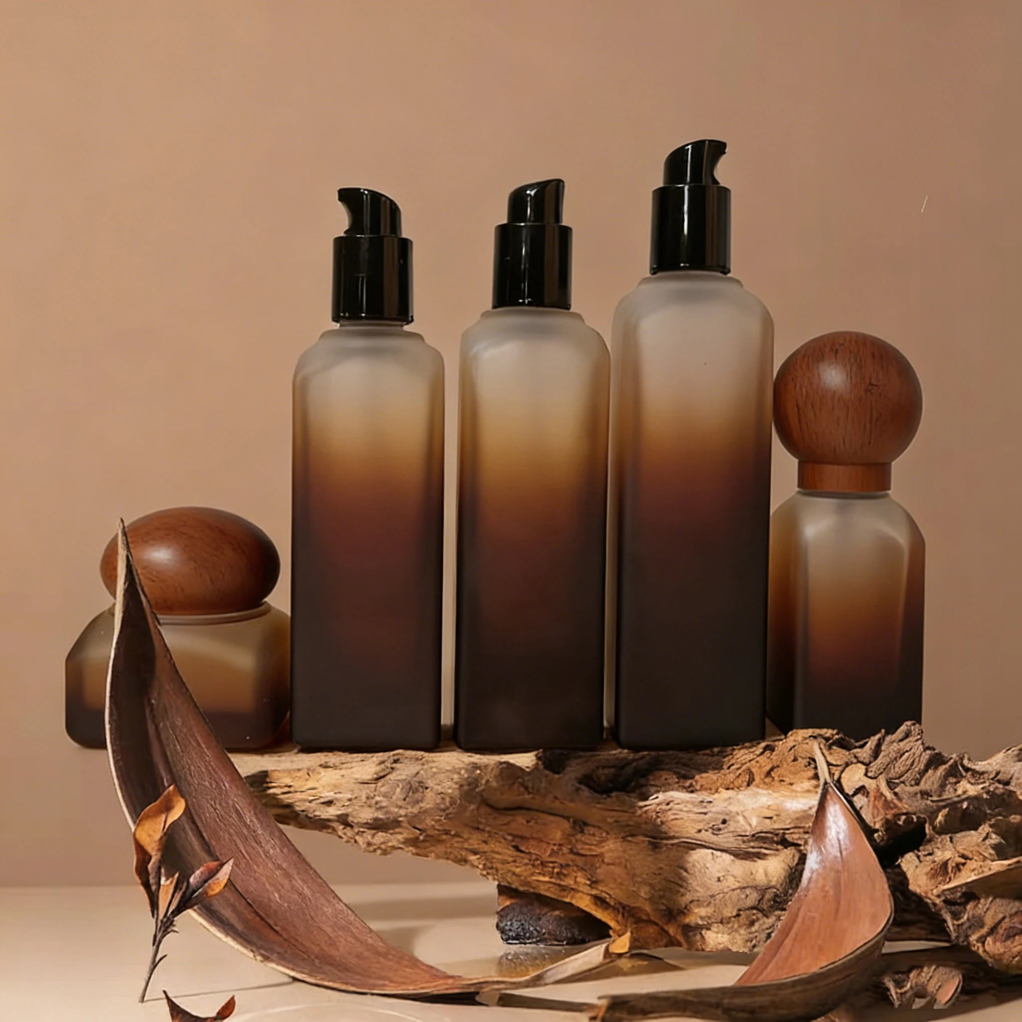 Bamboo Lid Cosmetic Essential Oil Serum Lotion Round Glass Pump Bottles 40ml 100ml 120ml for Skincare Cream Packaging