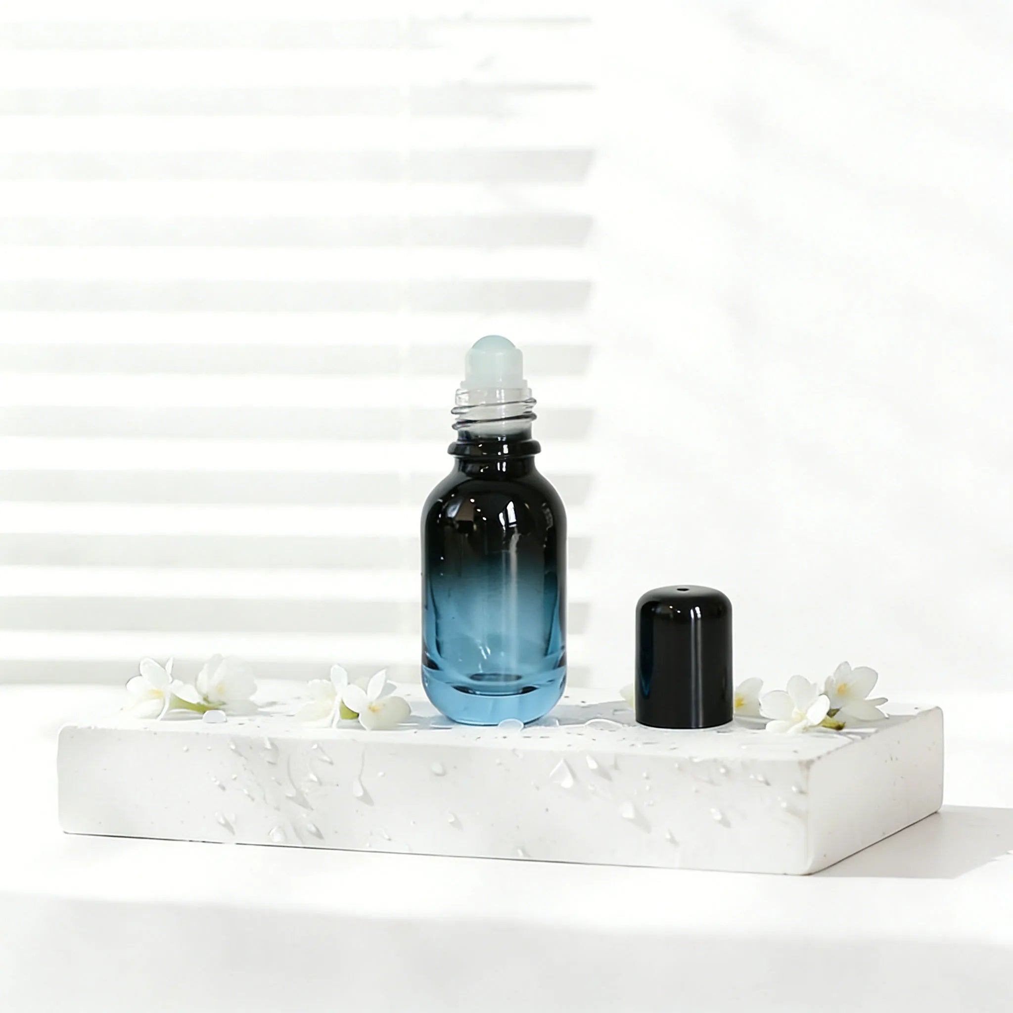 Luxury Blue Gradient Glass Roll on Bottles 10ml 30ml 50ml Leakproof Bottles for Perfume With Custom Paper Boxes - 图片 7