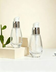 30ml Clear Glass Pump Bottles Empty Refillable Serum Dispenser with Silver Pump for Skincare Cosmetic Packaging