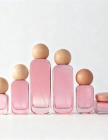 Custom Color 20ml 30ml 50ml 100ml 120ml Pink Glass Serum Body Lotion Skincare Glass Pump Bottles Glass Cream Jar Sets