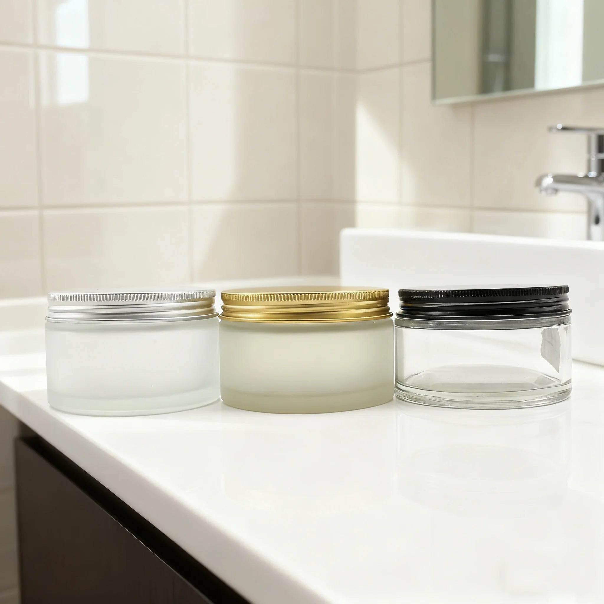 Wholesale 200ml Glass Jar Cosmetic Container Oil Face Cream Jar Glass Candle Jar With Lid