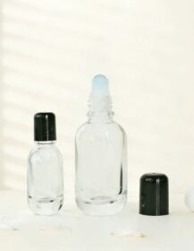 Wholesale Transparent Glass Roller Bottles 10ml 30ml 50ml Clear Empty Cosmetic Packaging for Serum Essential Oil Aromatherapy