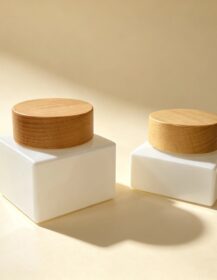 30ml 50ml 30g 50g Empty square White Glass Jar with Wooden Lid for Face Cream Body Butter Balm Packaging Set