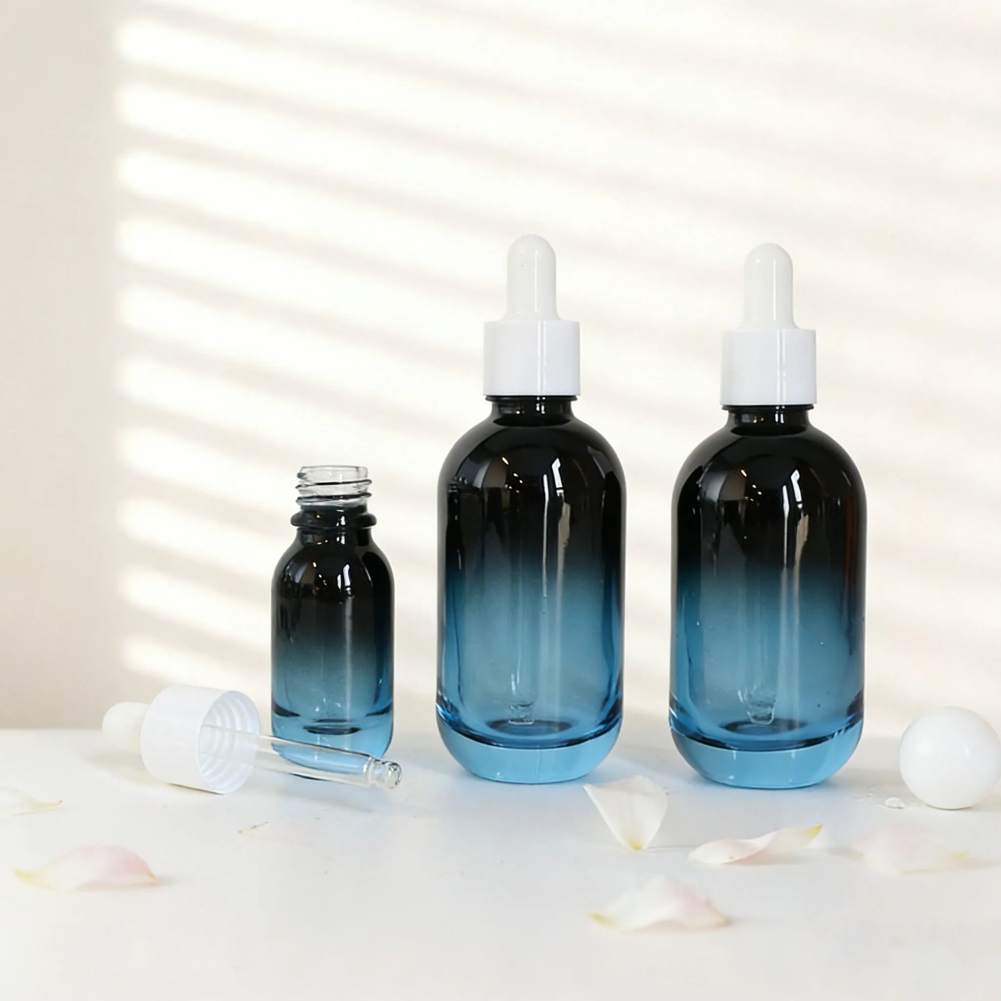 Luxury Blue Black Gradient Glass Dropper Bottles 10ml 30ml 50ml Empty Cosmetic Containers for Skincare Serum - 图片 6