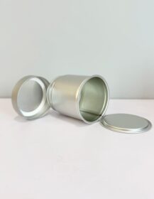 Factory Wholesale Metal Tin Can Airtight Round Candy Chemical Tea Coffee Powder Matcha Tin Can with Screw Lid