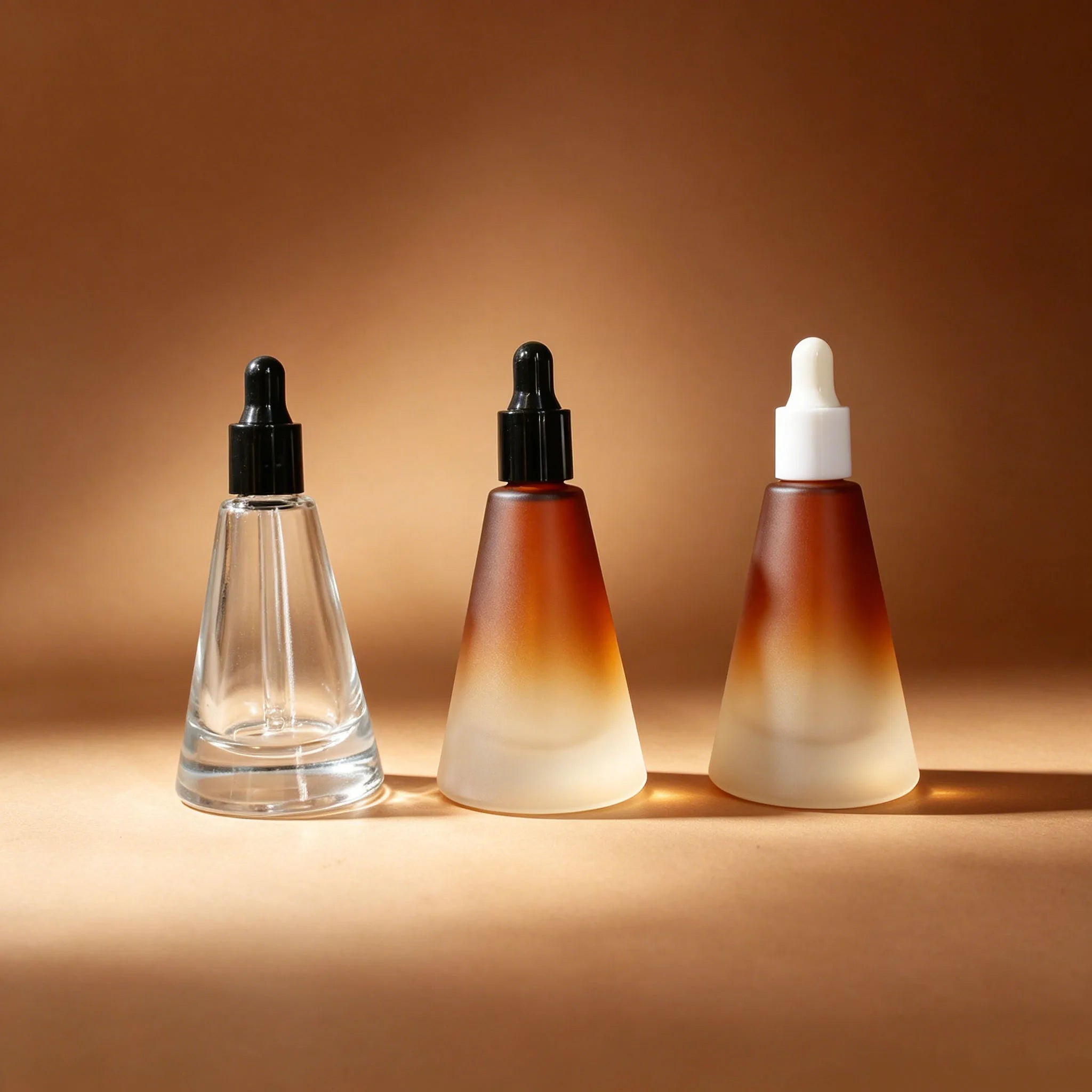 Wholesale Luxury 15ml Frosted Amber Gradient Glass Dropper Bottles Custom Color Empty Vials for High-End Skincare Gift Set - 图片 5