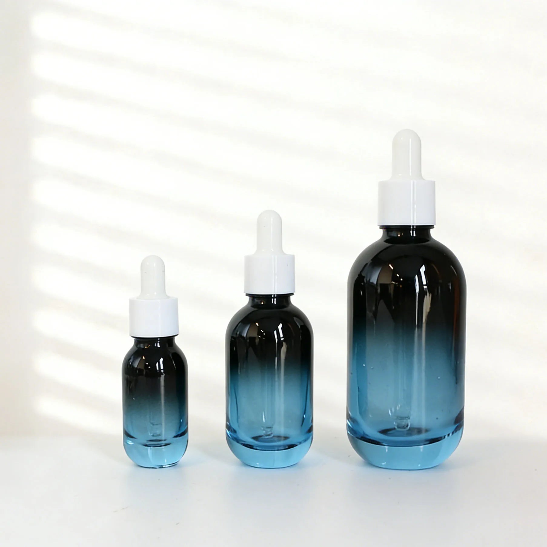Luxury Blue Black Gradient Glass Dropper Bottles 10ml 30ml 50ml Empty Cosmetic Containers for Skincare Serum