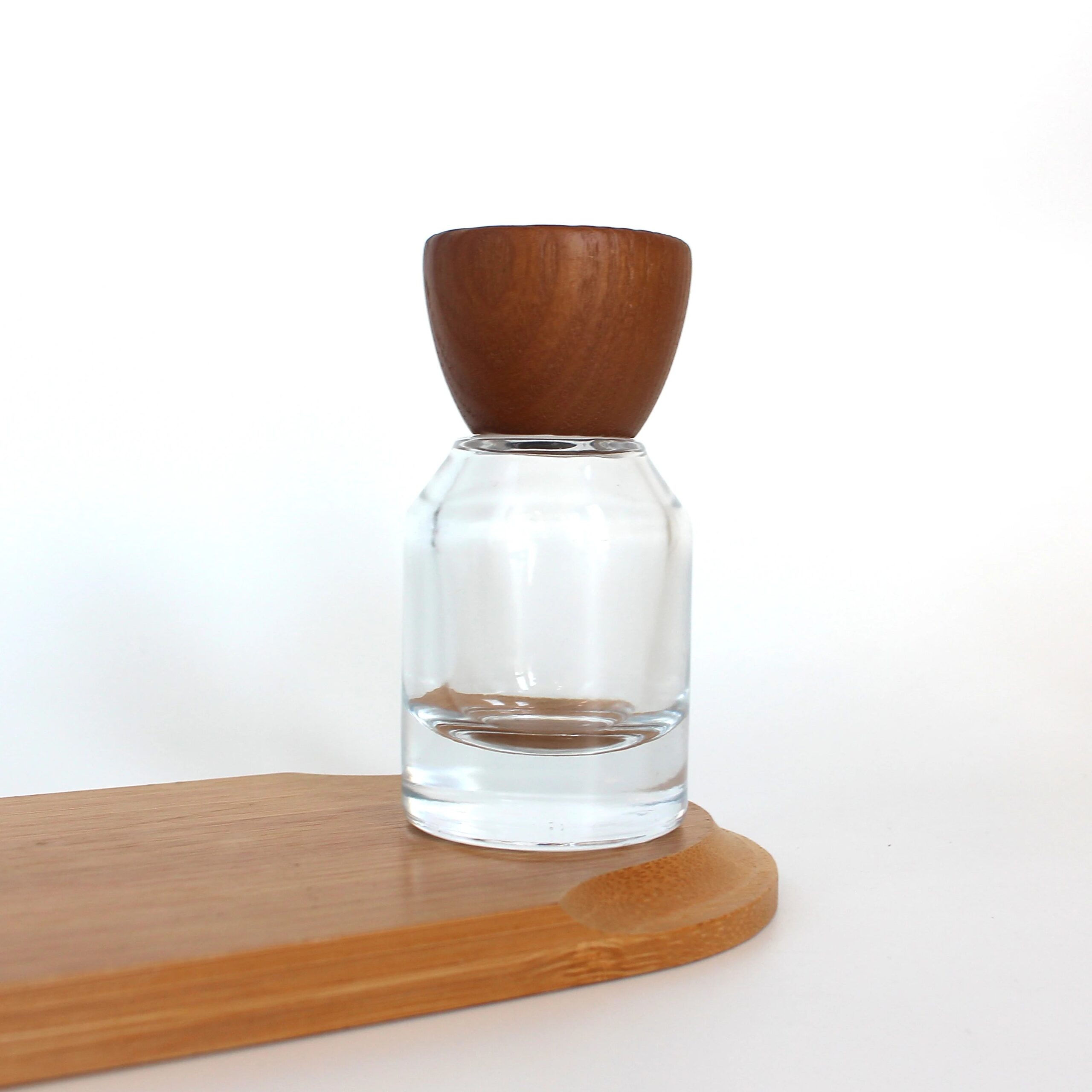 Luxury 30ml 50ml Walnut Wood Cap Custom Empty Perfume Bottle with Box Packaging Fine Mist Sprayer