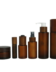 30ml 50ml 100ml 120ml 150ml 200ml Frosted Amber Face Oil Glass Cosmetic Essential Oil Bottle with Wooden Cap