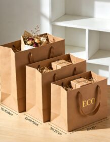 Made of Art Card Paper Biodegradable Eco-Friendly Food Grade Paper Bag for Bakery Coffee Takeaway Promotion Gift Wrapping