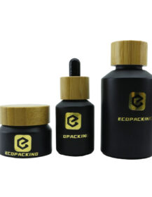 Manufacturer Factory Cosmetic Packing Set Glass Bottle Cosmetic Luxury Serum Essential Oil Bottle Glass Cosmetic Cream Jar Set