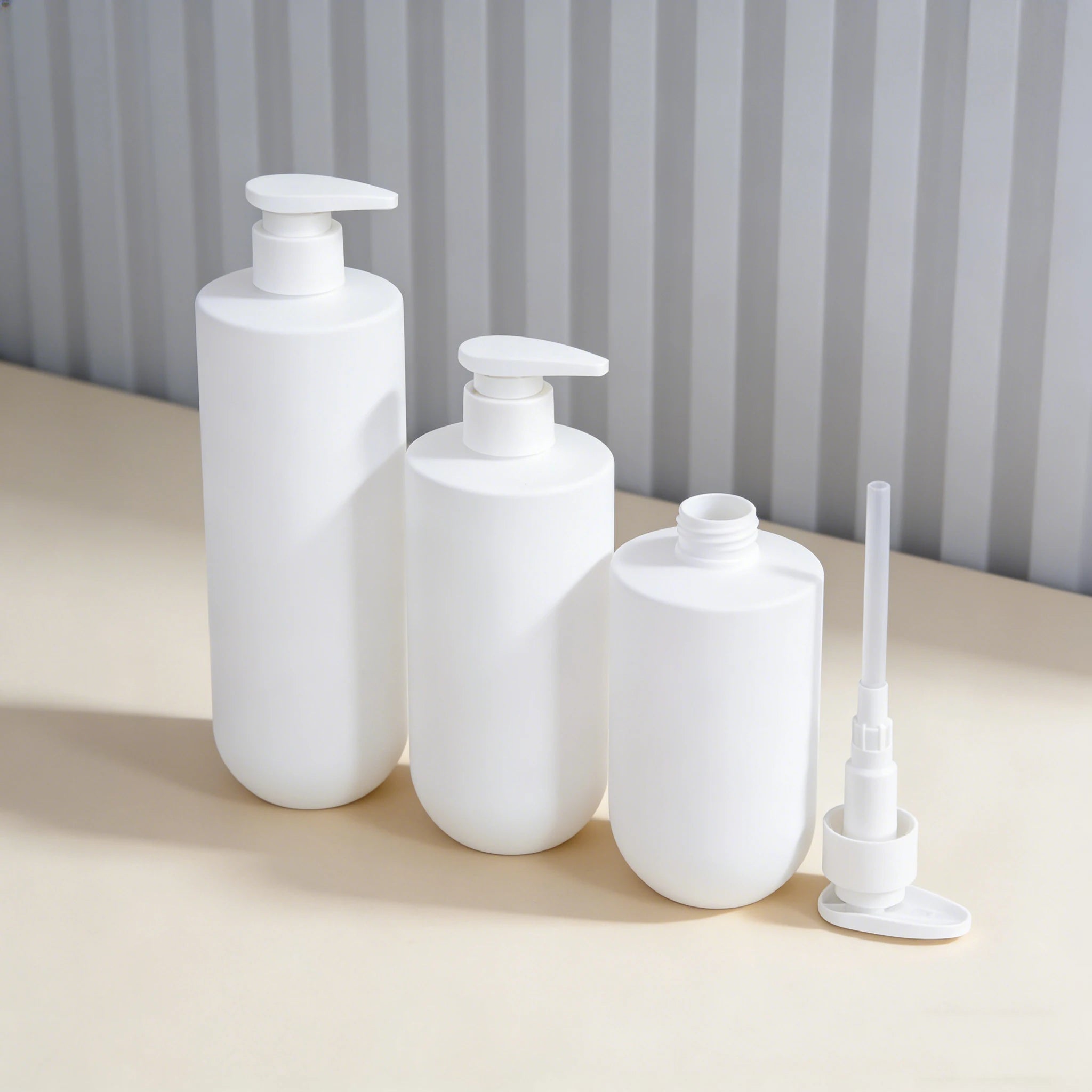 Custom HDPE Plastic Bottles 300ml 500ml for Lotion Body Wash Shampoo and Conditioner Packaging - 图片 4