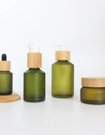 15ml 30ml 60ml Essential Oil Eye Cream Serum Hair Oil Cosmetic Glass Bottle with Pump Spray Slanted Shoulder Glass Bottle