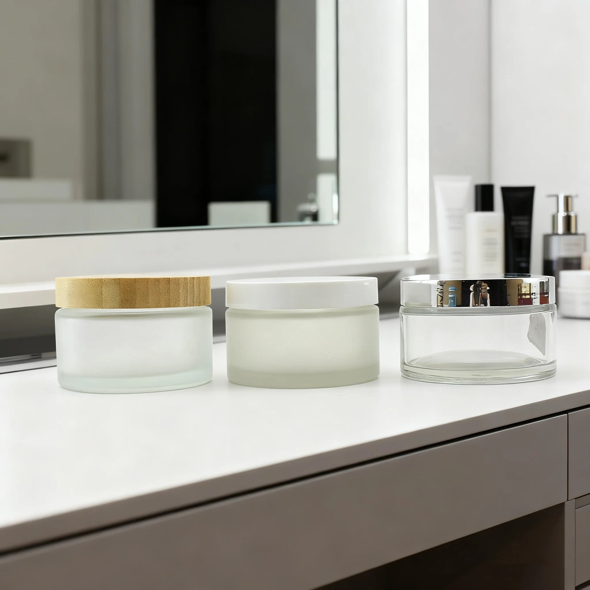 Wholesale 200ml Glass Jar Cosmetic Container Oil Face Cream Jar Glass Candle Jar With Lid - 图片 2