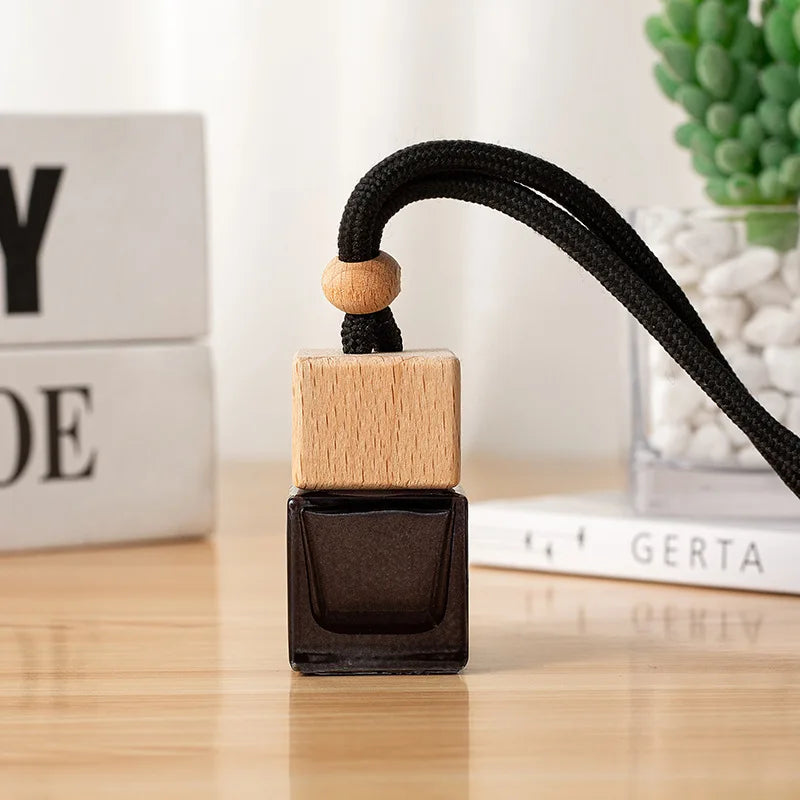 8ml Black Square Hanging Car Air Freshener Car Diffuser Bottles with Black Wooden Cap