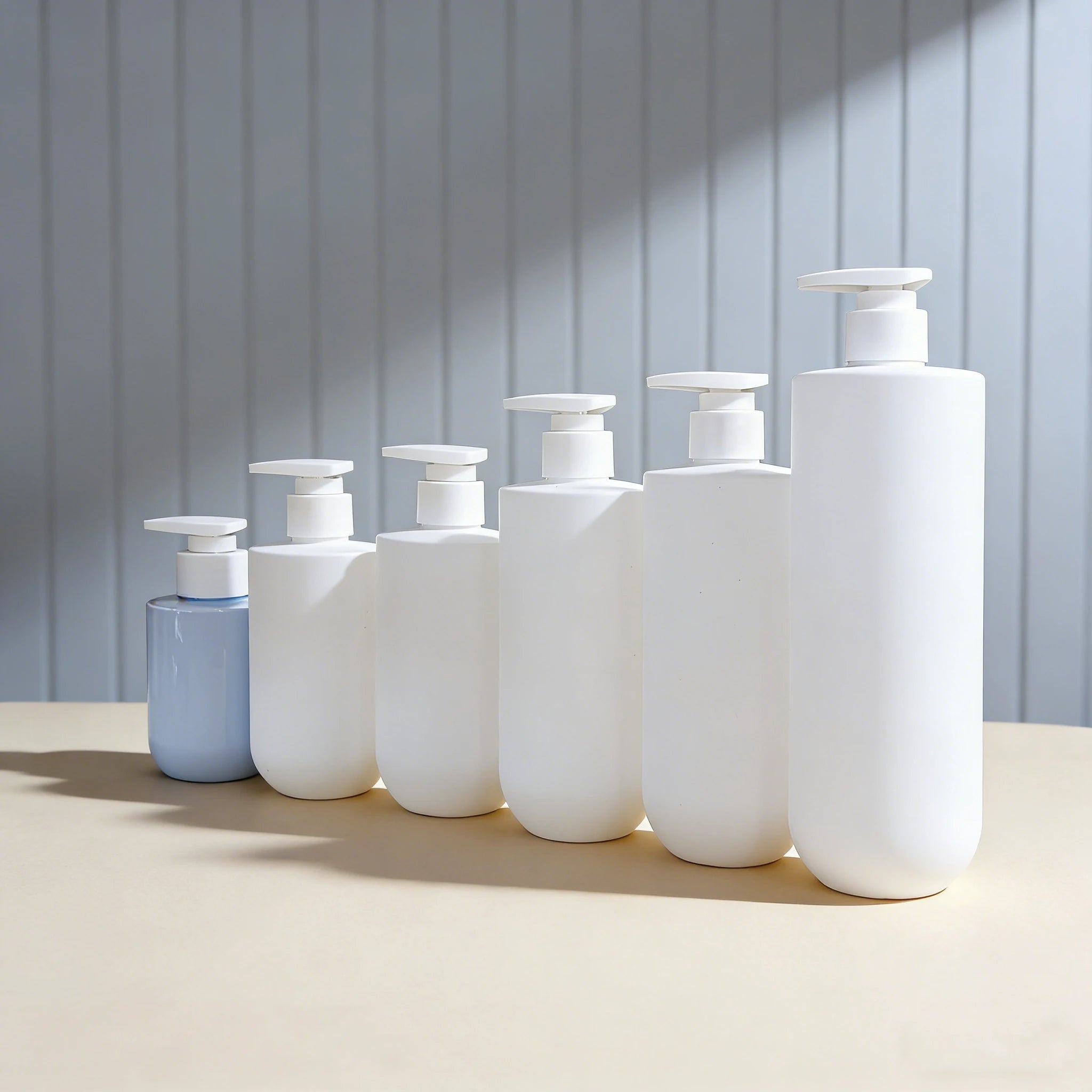 OEM Custom Empty Cosmetic Packaging HDPE Plastic 300ml Soap Dispenser Lotion Pump Bottle with Silk Screen Printing Gold Stamp - 图片 3
