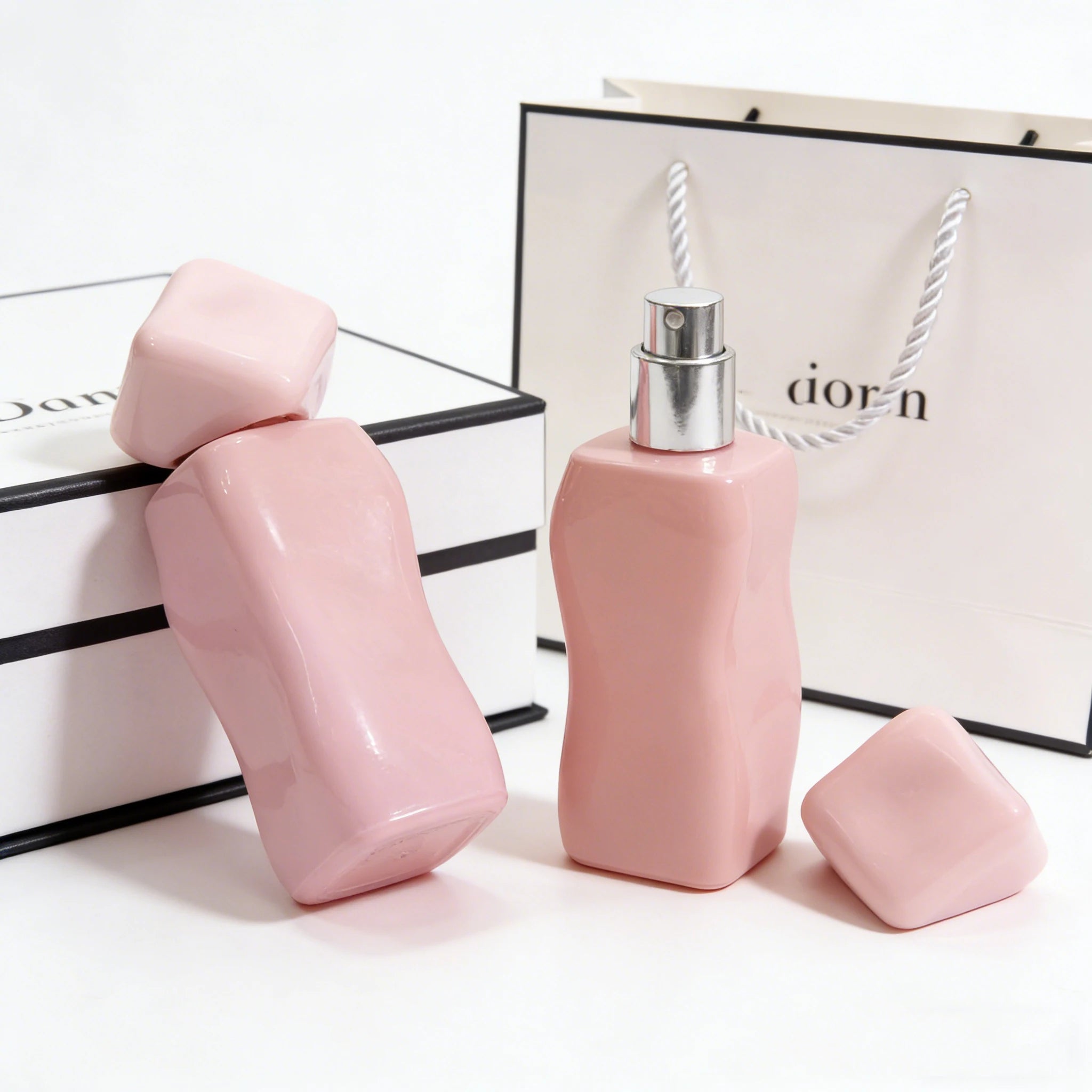 High Quality Luxury Customization 30ml Black White Yellow Purple Pink Multi-color Glass Perfume Bottles for Perfume - 图片 2