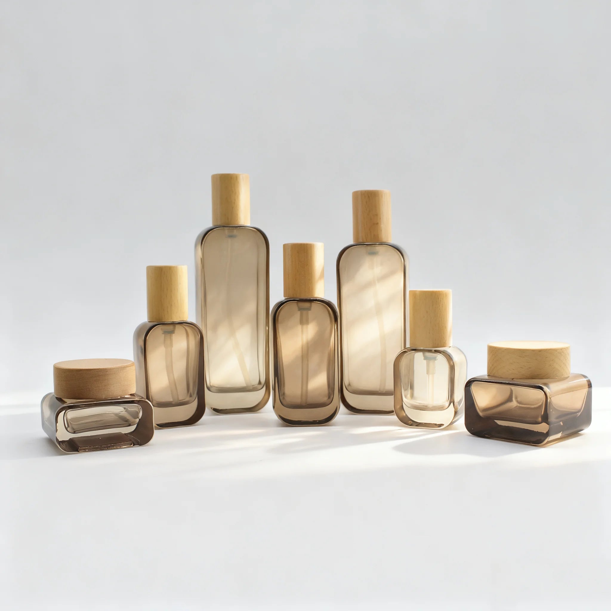 Luxury 30ml 100ml 120ml Flat Square Lotion Pump Spray Serum Oil Packaging Glass Bottle Set with Wood Lid Cosmetics Packaging