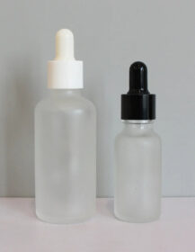 Wholesale Custom 30ml 60ml 100ml 120ml 2oz 4oz Frosted Round Boston Perfume Glass Essential Oil Dropper Bottle With Lids