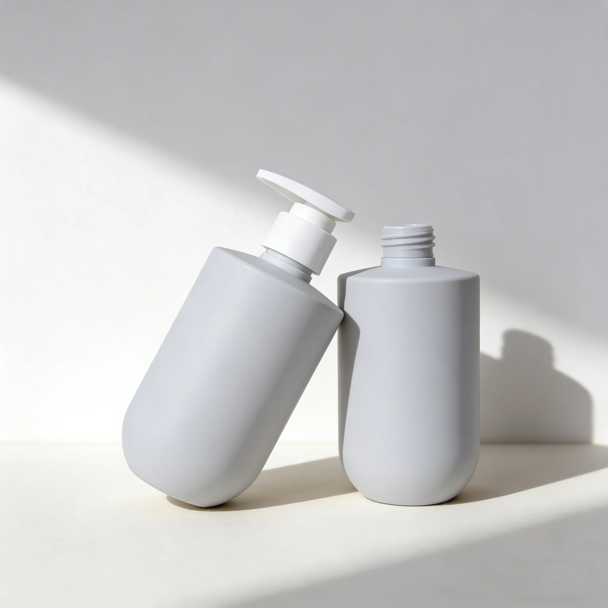 Large-Capacity Plastic Bottles 300-500ml Press-Type Shower Gel Shampoo Hand Sanitizer Skin Care Packaging - 图片 4