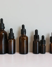 Stock 10ml 15ml 30ml 50ml 100ml Amber Glass Dropper Essential Oil Bottle for Serum