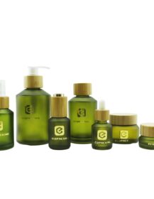 15ml 30ml 60ml 100ml 120ml 200ml Luxury Cosmetic Packaging Olive Green Glass Dropper Pump Spray Bottle Bamboo Cap