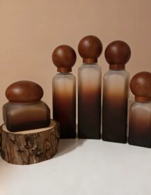 Frosted Lotion Bottles 40ml 100ml 120ml Refillable Wood Lid 50g Glass Cosmetic Cream Jars for Skin Care Serum