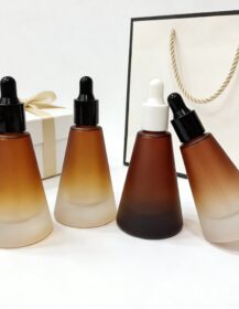 Wholesale 15ml Essential Oil Glass Bottle Empty Brown Frosted Glass Bottle with Dropper Lid for Cosmetic Packaging