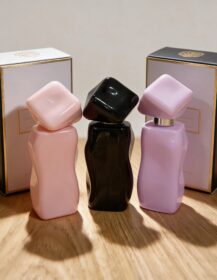 New Design Empty Refillable 30ml Atomizer Perfume Spray Bottle with Screw Cap Unique Glass Bottle for Skin Care Serum