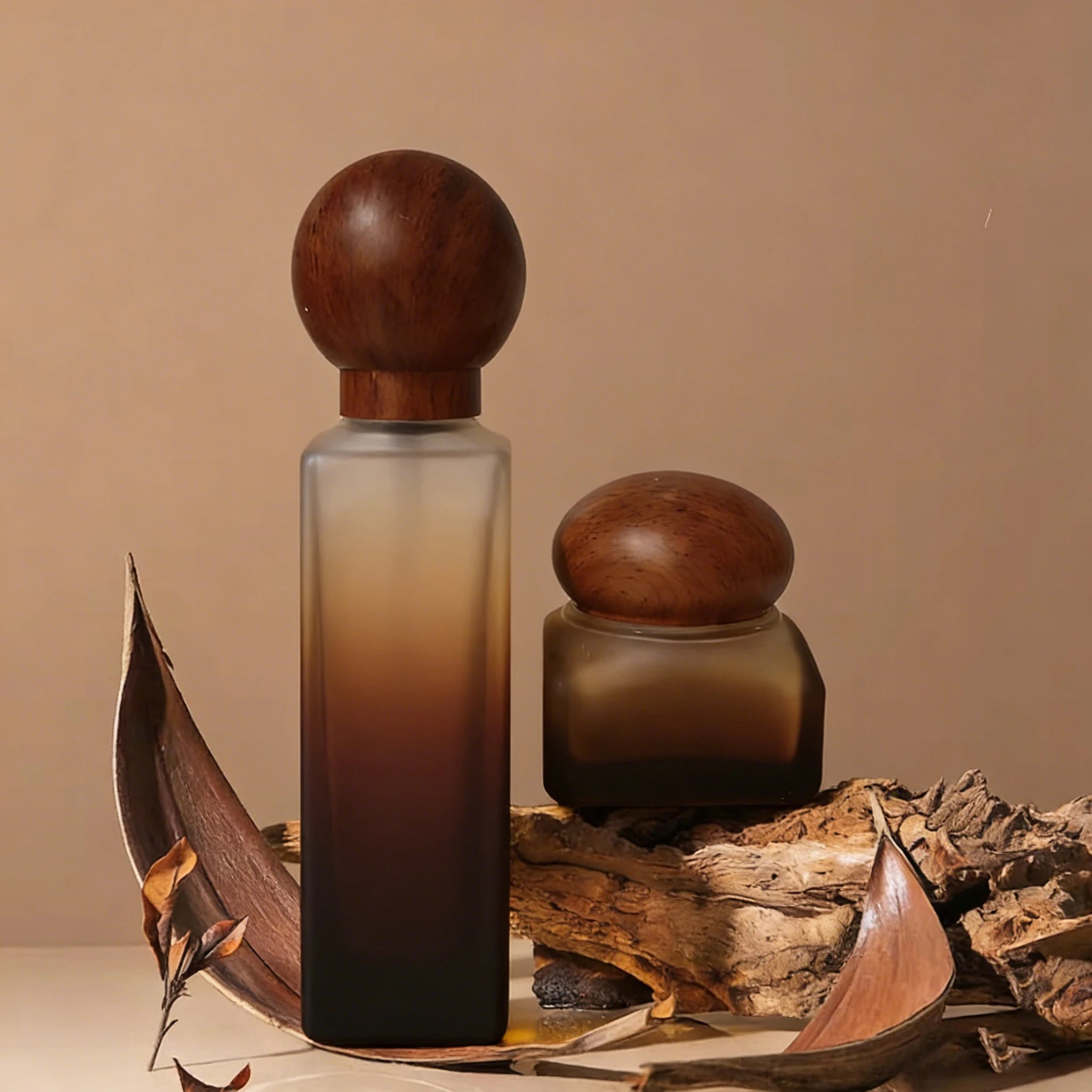 Customizable Gradient Press Pump Cosmetic Glass Bottles Leak-proof Refillable Skin Care Serum Pump Bottles Wholesale - 图片 6