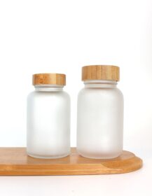 Empty 100cc 150cc Medicine Vitamin Pill Frosted Glass Capsule Bottle with Wooden Bamboo Lid