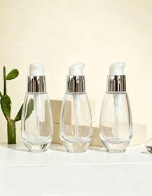 Luxury 30ml Glass Pump Bottle for Skincare Cosmetics Lotion Packaging Clear Serums Lotion Glass Bottle