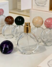 Hot Sale Transparent Clear Glass Perfume Bottle 25ml Screw Cap Refillable Atomizer Pump Sprayer Custom Logo Screen Printing