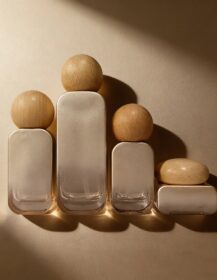 Custom 100ml Cosmetics Bottles Serum Glass Lotion Pump Bottle and Cream Container Jar with Bamboo Lid Packaging