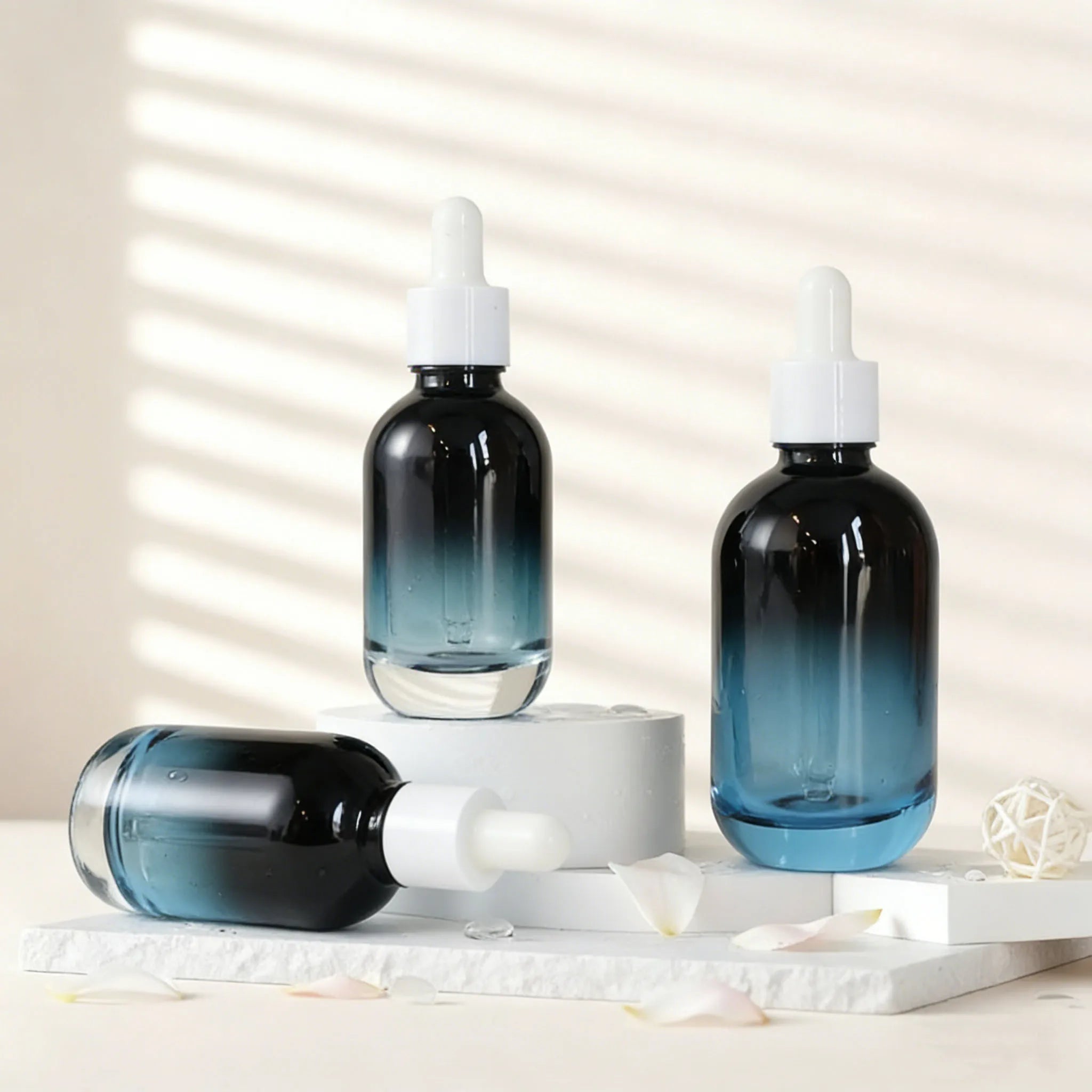 Luxury Blue Black Gradient Glass Dropper Bottles 10ml 30ml 50ml Empty Cosmetic Containers for Skincare Serum - 图片 3