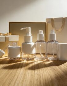 High Quality Essential Oil Bottle 40ml 80ml 100ml 120ml Plastic Square Cosmetic Bottle Set with Sprayer and Treatment Pump