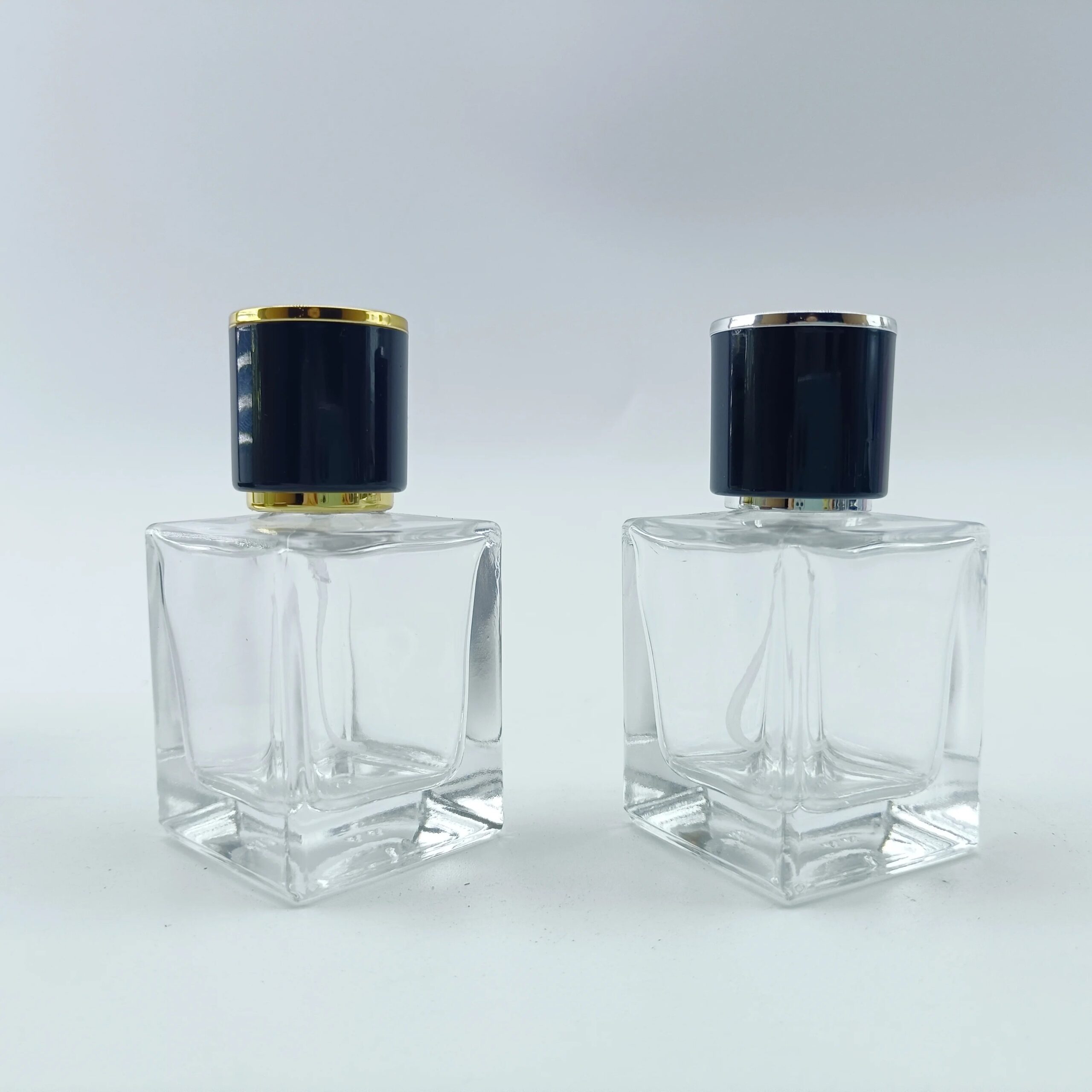 Luxury Heavy Glass Perfume Bottle 50ml Cylinder Parfum Bottle 30ml Empty Glass Fragrance Perfume Bottle With Flocking Cap - 图片 2