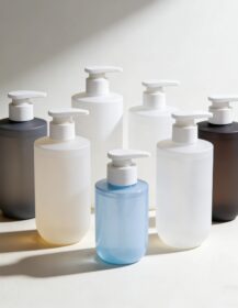 Luxury 250ml 350ml 8oz Round Shoulder clear Plastic Cosmetic Essential Oil Hair Care Bottles Set