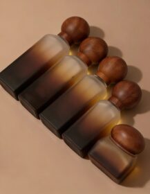 Natural Texture Gradient Brown Frosted 40ml 100ml 120ml 50g Lotion Pump Glass Skincare Bottle with Wooden Cap Packaging