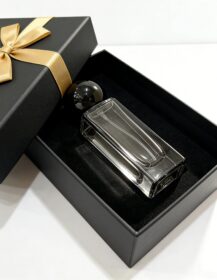 OEM Custom 30ml 50ml Rectangle Portable Empty Spray Glass Square Perfume Bottle With Lid