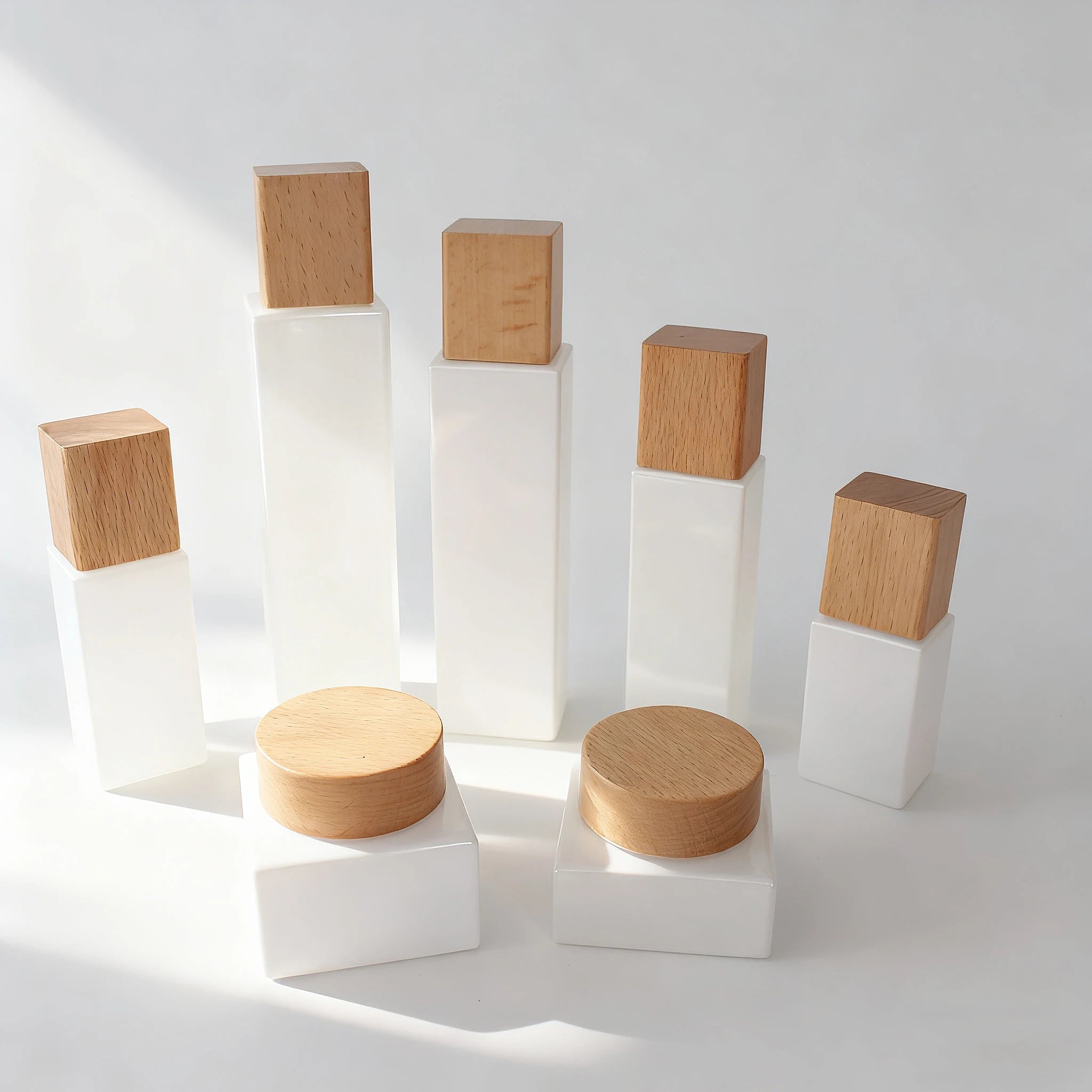 30ml 50ml 100ml White Cosmetic Lotion Pump Glass Bottle with Bamboo Lid for Serum and Cream Jar Packaging - 图片 5
