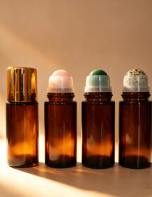 30ml 50ml Glass Roll on Bottle Oil Perfume Glass Bottles for Essential Oils With Crystal Gemstone Roller Bottle