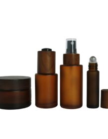 Luxury Bamboo Cosmetic Packaging Empty Custom Frosted Amber Glass Cream Oil Spray Dropper Bottle for Skin Care
