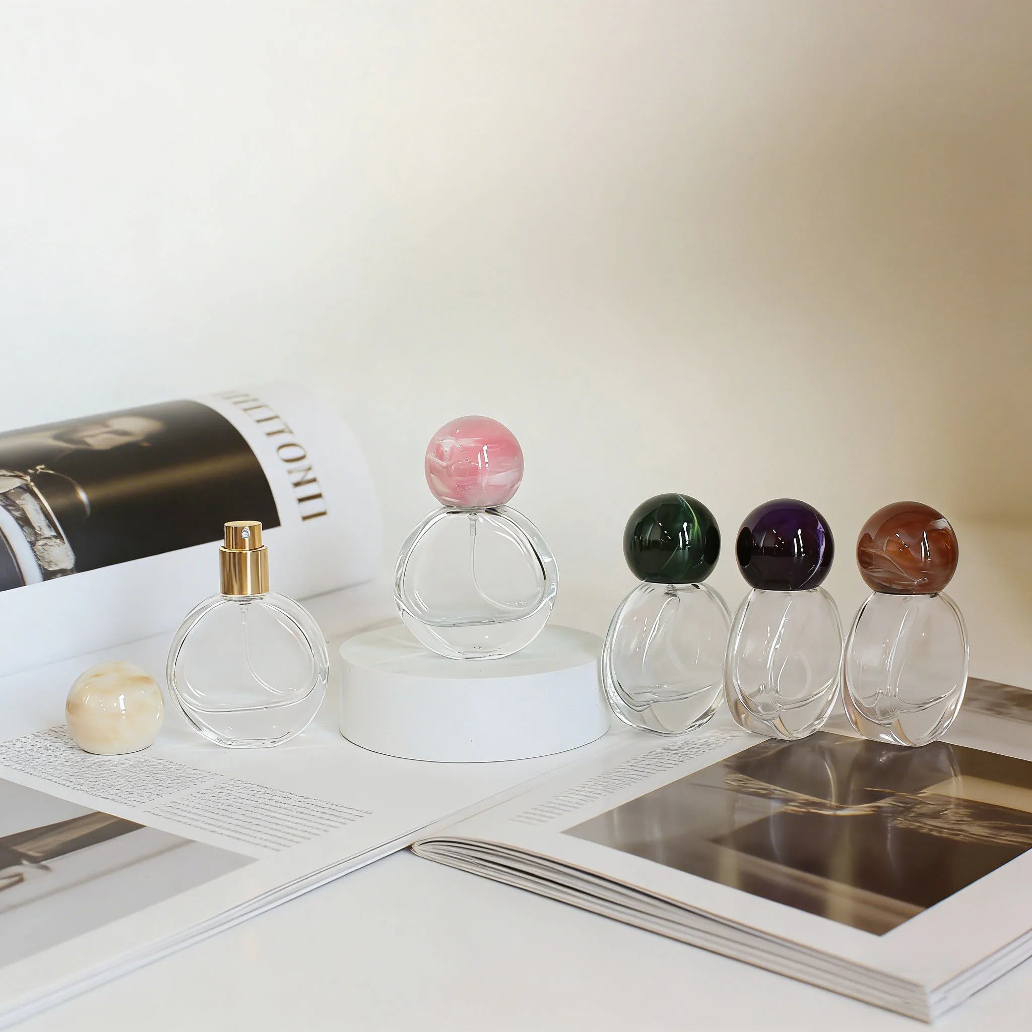Hot Sale Glass Perfume Spray Bottle 25ml Ball Shape Perfume Container for Cosmetic Packaging