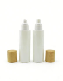 Hot Sale 20ml 30ml 60ml 100ml 120ml Cosmetic Pump Bottle Pearl White Glass Spray Bottle with Water Transfer Printed Wooden Lid
