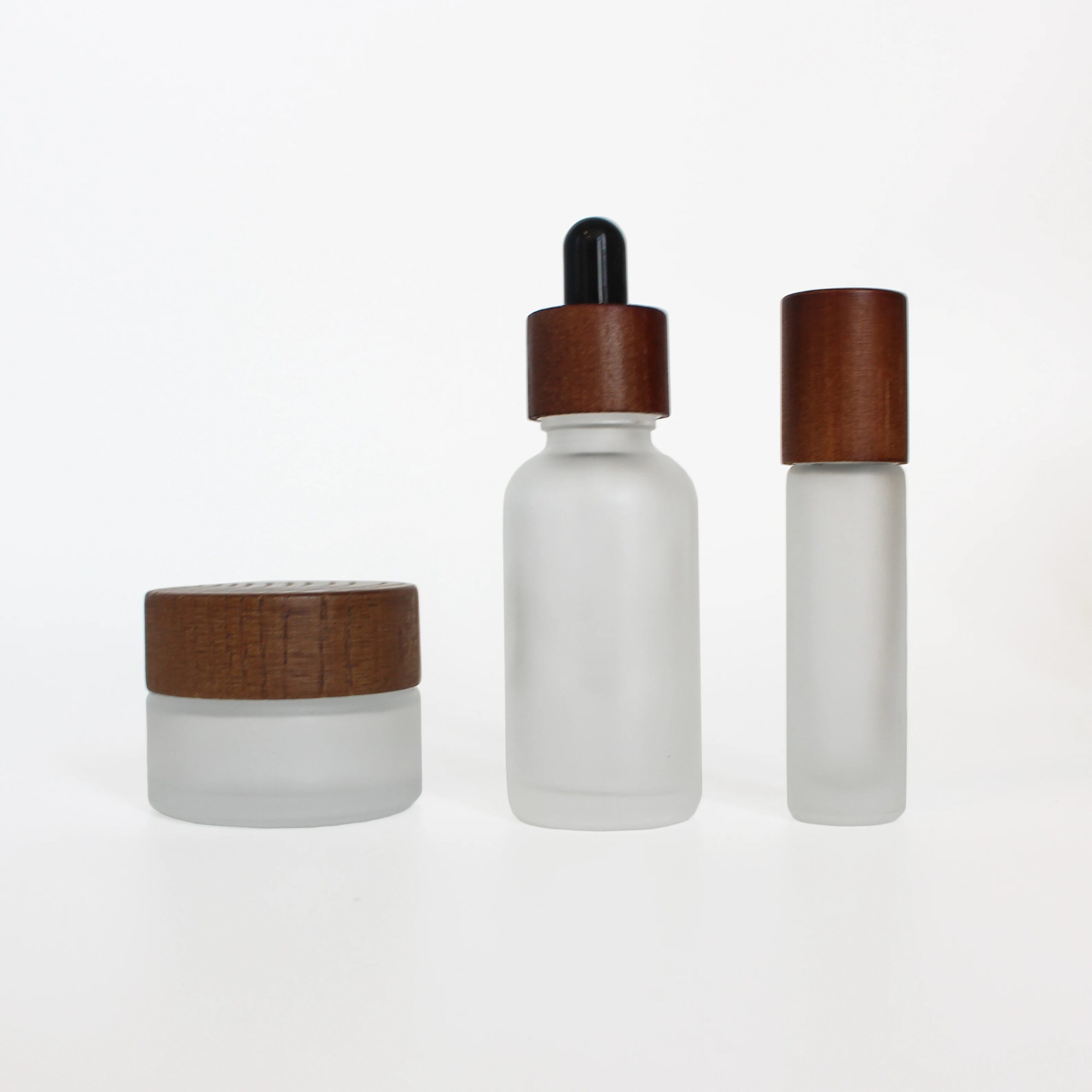 Empty Round OEM Essential Oil Perfume Cosmetic Skin Care Ash Wood Walnut Wood Cap Glass Oil Bottle Frosted